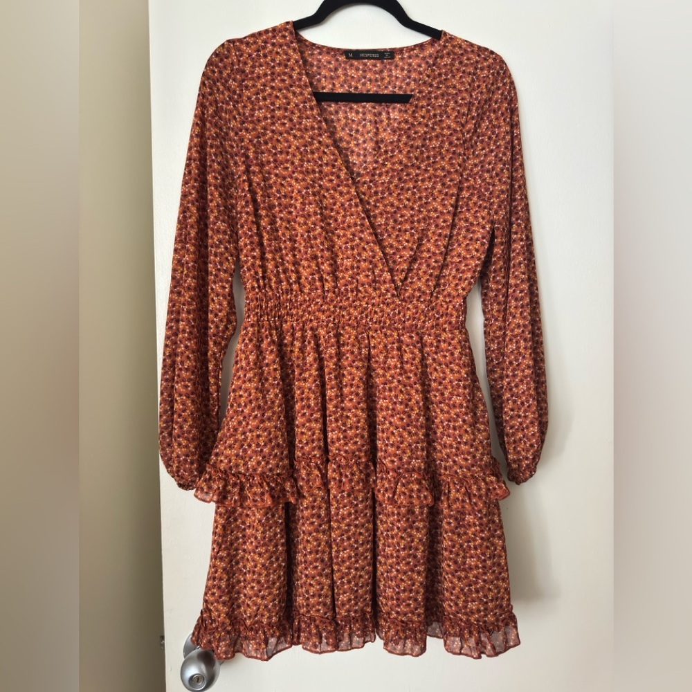 Chic Long-Sleeve Floral Mini Dress